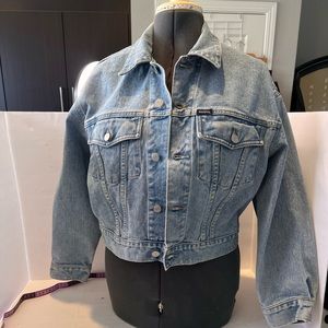 Vintage Women’s Guess Jean Jacket Size M Metal Buttons USA Made EUC